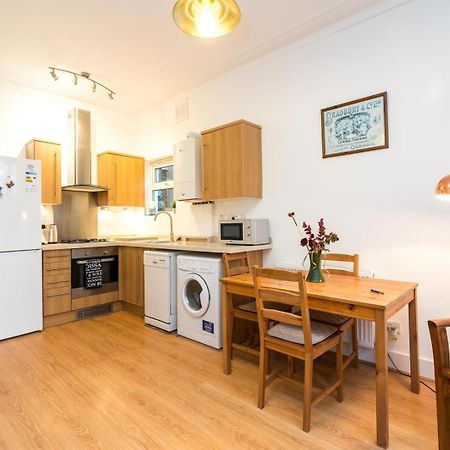 New Stylish 1 Bedroom Flat With Garden | Лондон Екстериор снимка