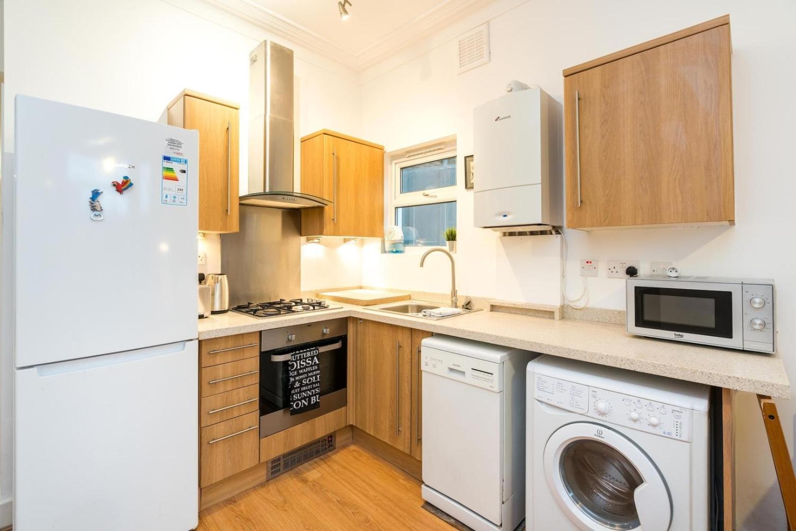 New Stylish 1 Bedroom Flat With Garden | Лондон Екстериор снимка